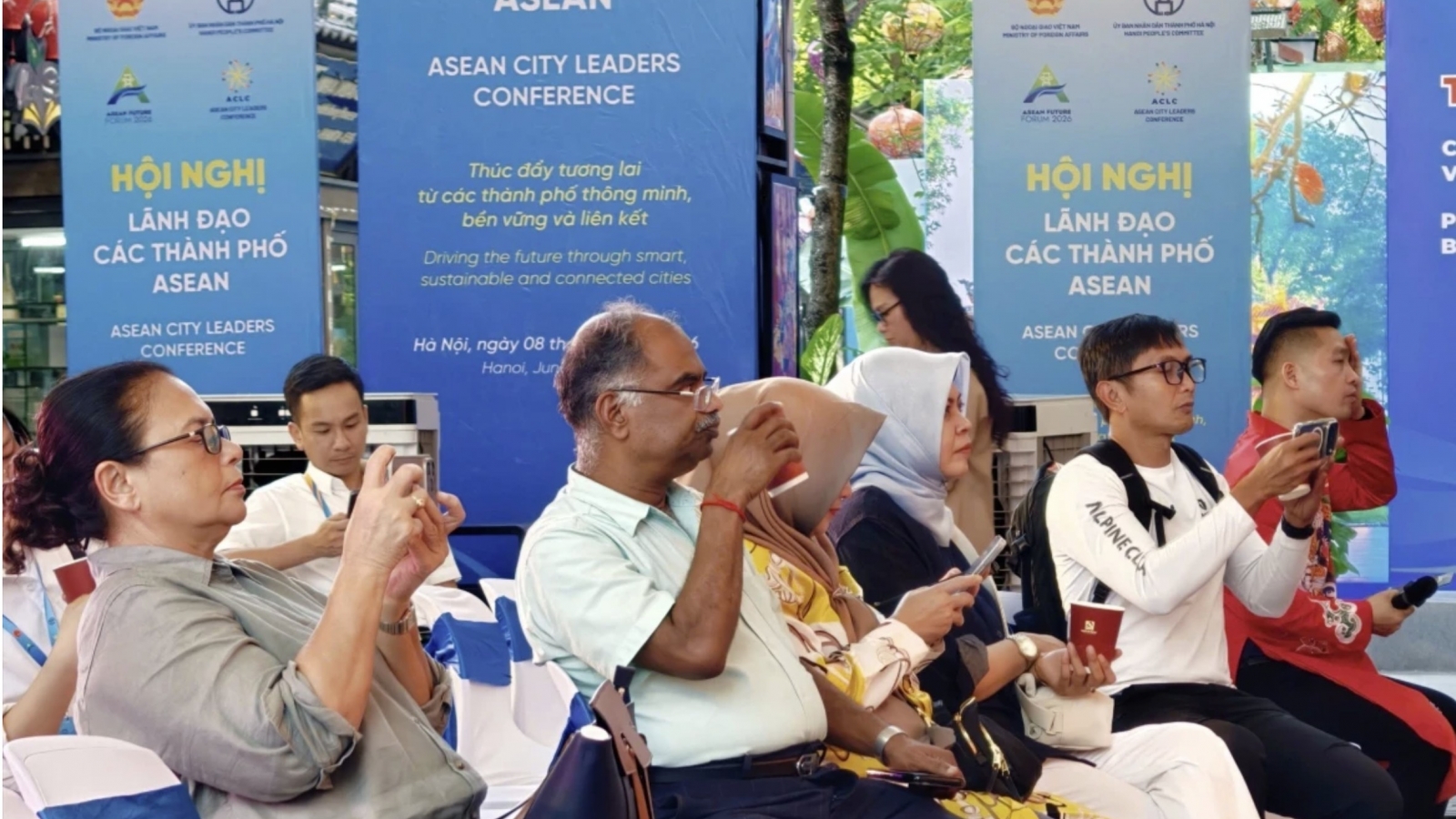 Hanoi introduces cultural identity to ASEAN delegates